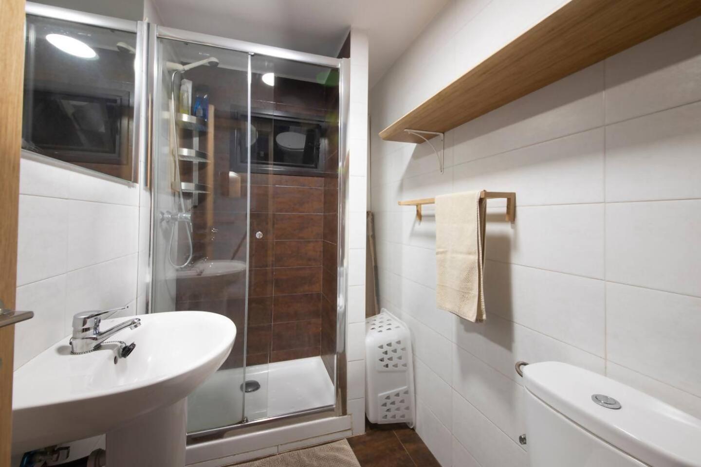 Acogedor Apartamento A 10 Minutos De La Ciudad Renteria Bagian luar foto